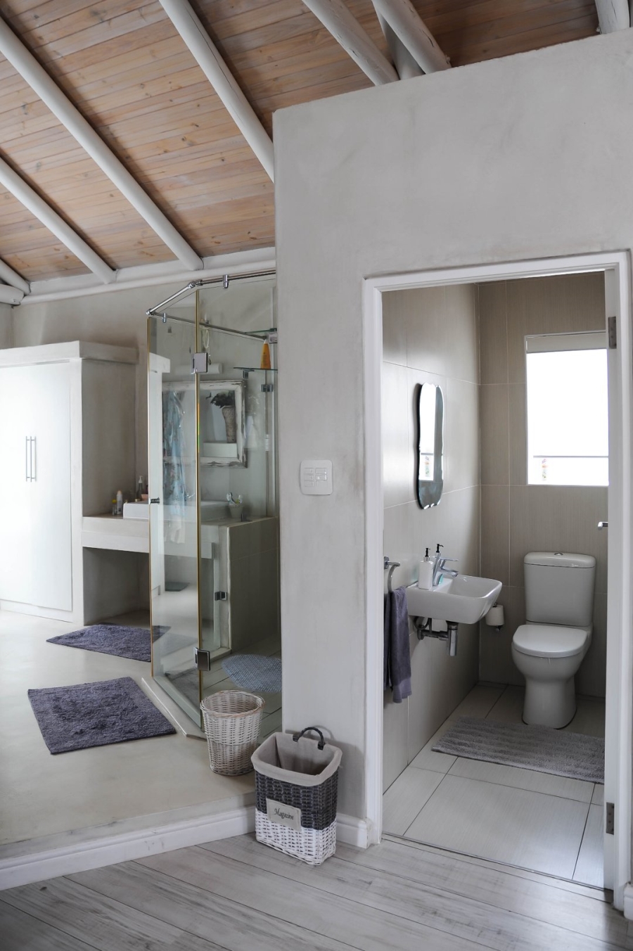5 Bedroom Property for Sale in Myburgh Park Western Cape